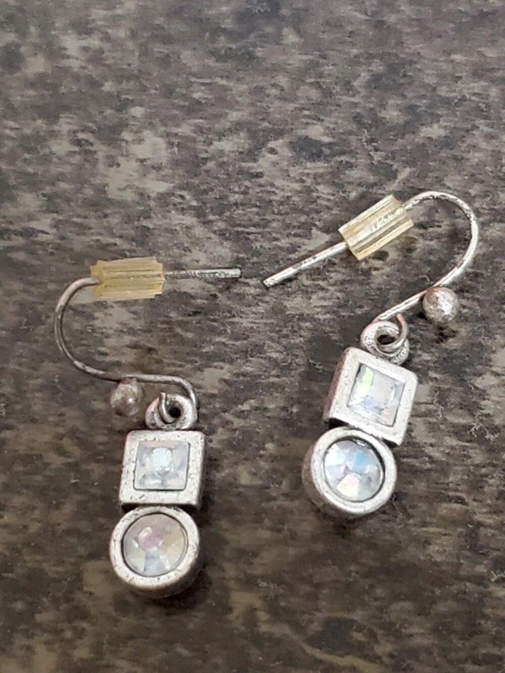 One Pair Beautiful Crafted Gem Earrings Jewelry